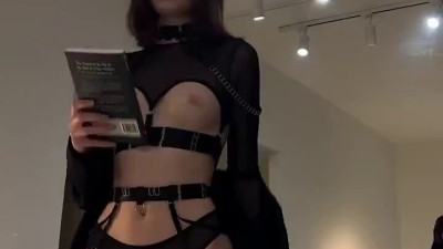 똘똘하게 생긴 그녀의 보지